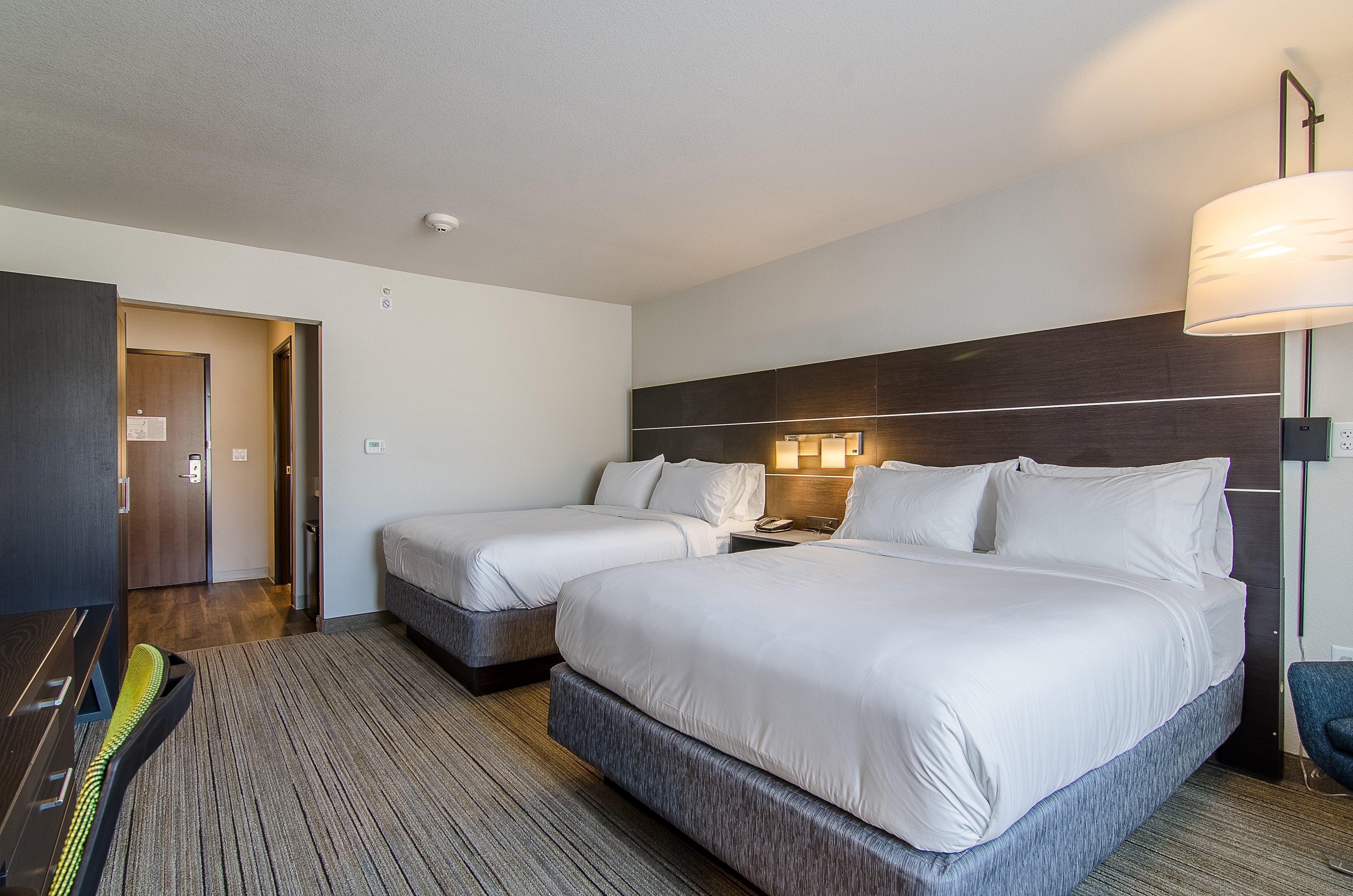 Holiday Inn Express & Suites - Atchison By Ihg Exteriör bild